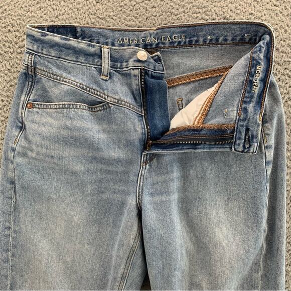 American Eagle Women's Ripped Mom Jean Distressed Jeans -  Size:  6 (Short) - Picture 7 of 15